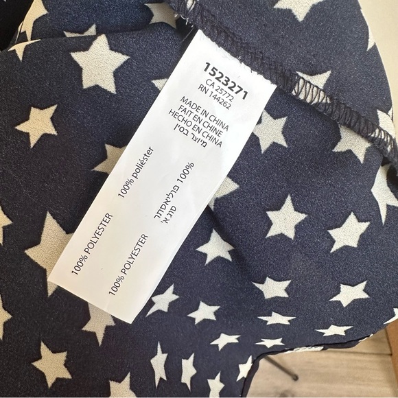 Dex Star Print Blouse - Picture 4 of 4